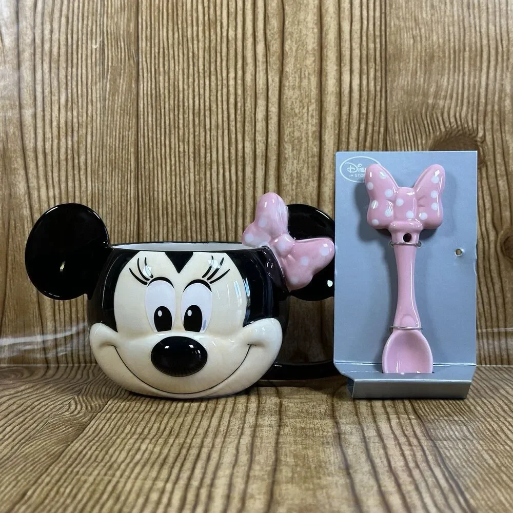 Disney Store Minnie‎ Mouse Mug & Spoon Set 3D Dimensional Surface Discontinued